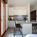 아파트 5 Min Walk From Sigurta Park - Rigenera Escape 발레지오술민쵸